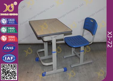 China A posição livre do assoalho ajustável da altura caçoa a cadeira de mesa da escola com resto do pé fornecedor