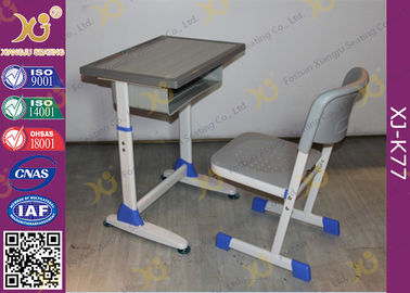 China Mesa e cadeira do estudante da mobília de escola únicas com pé reforçado da estação fornecedor