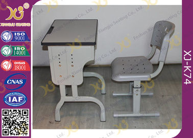 China Mesa da escola e cadeira duráveis para o estudo das crianças, desktop da madeira compensada com borda do PVC fornecedor