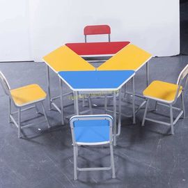 China Mesa do estudo das crianças da criança e tabela coloridas da combinação da cadeira fornecedor