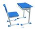 A tabela e a cadeira a altitude fixa padrão do estudo ajustaram-se para o estudante High School média/ fornecedor