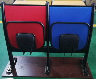 China Mesa e cadeira macias da escola da espuma do quadro do metal com a almofada de escrita dobrável do ferro fornecedor